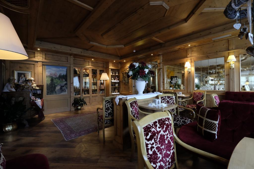 Hotel Letizia San Martino Di Castrozza Esterno foto