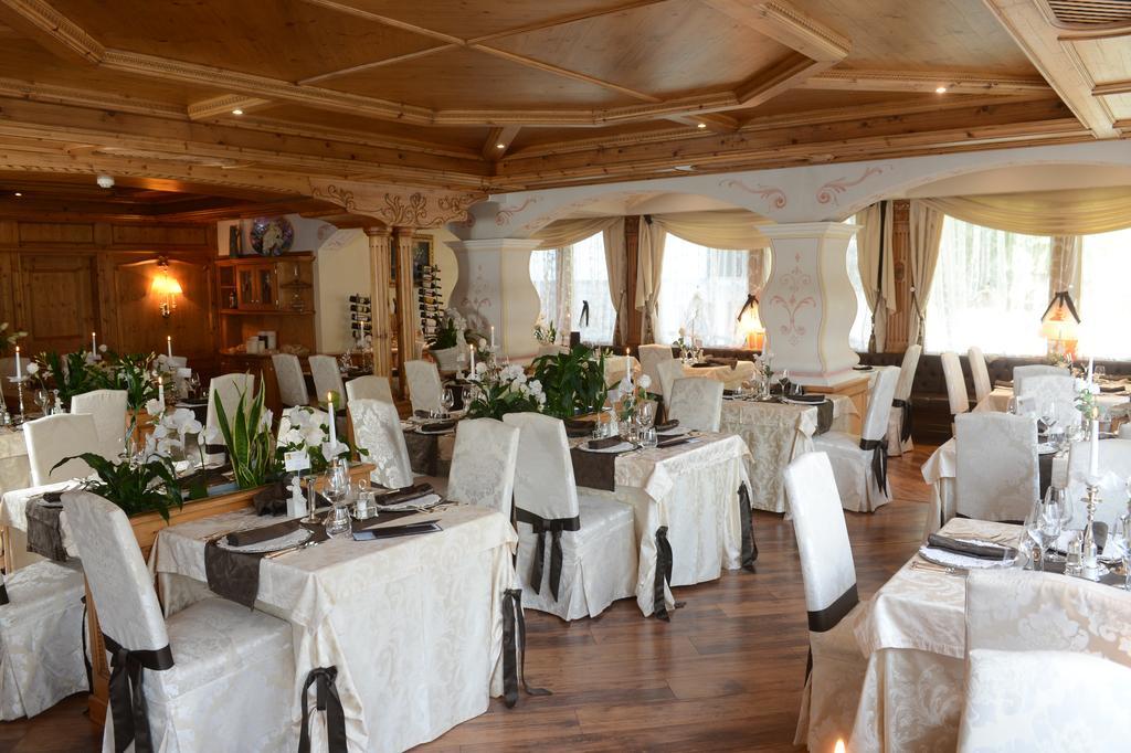Hotel Letizia San Martino Di Castrozza Esterno foto